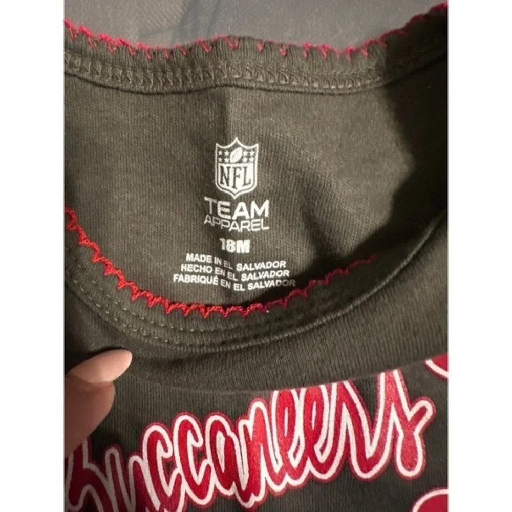 NFL Tampa Bay Buccaneers Baby  Gray Long Sleeve 18M Football